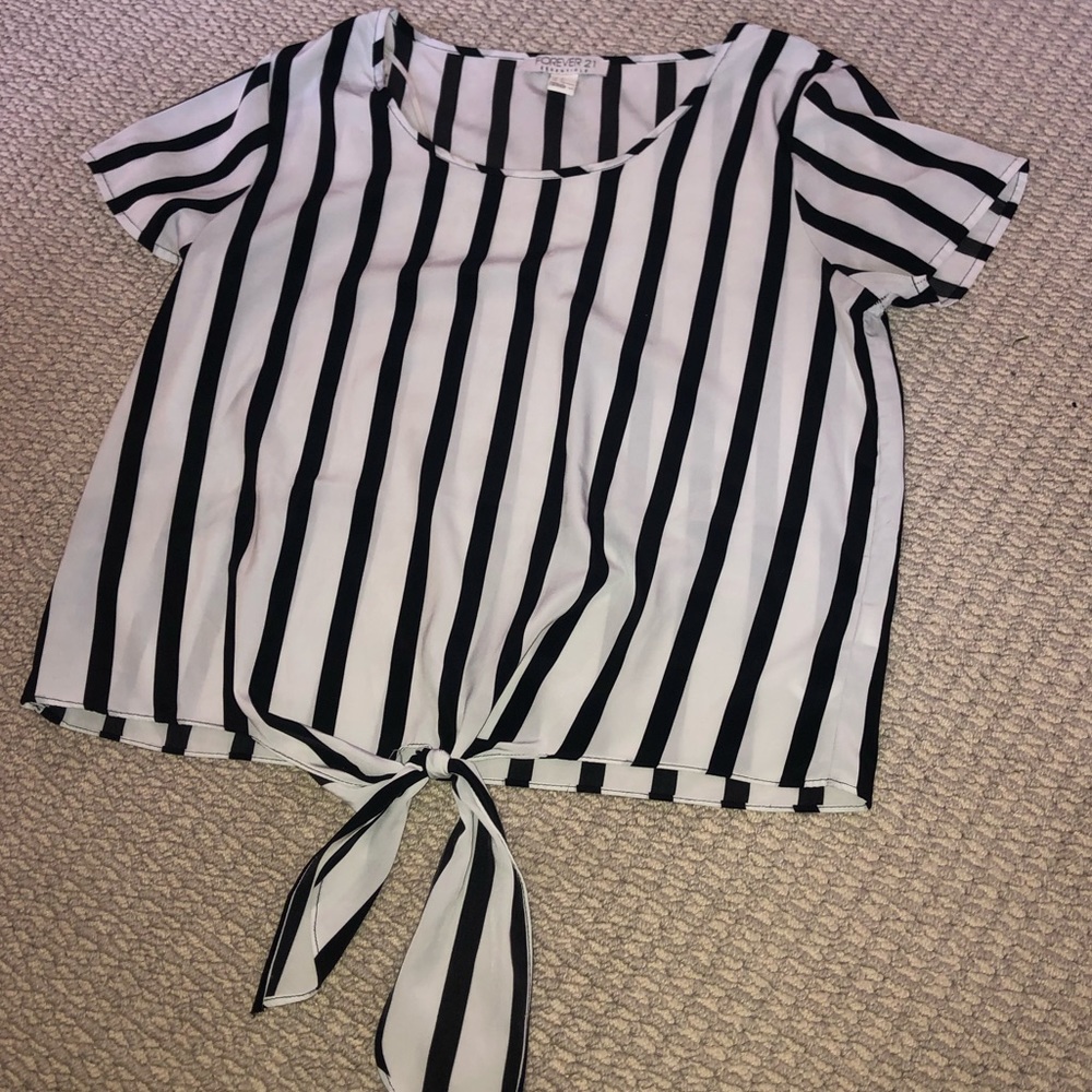 White and black striped blouse